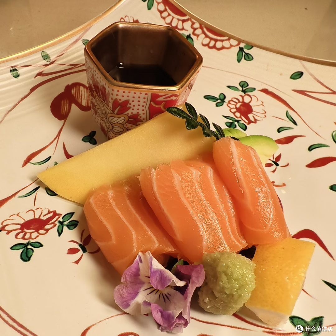 冬夜里的法式浪漫与日式静谧