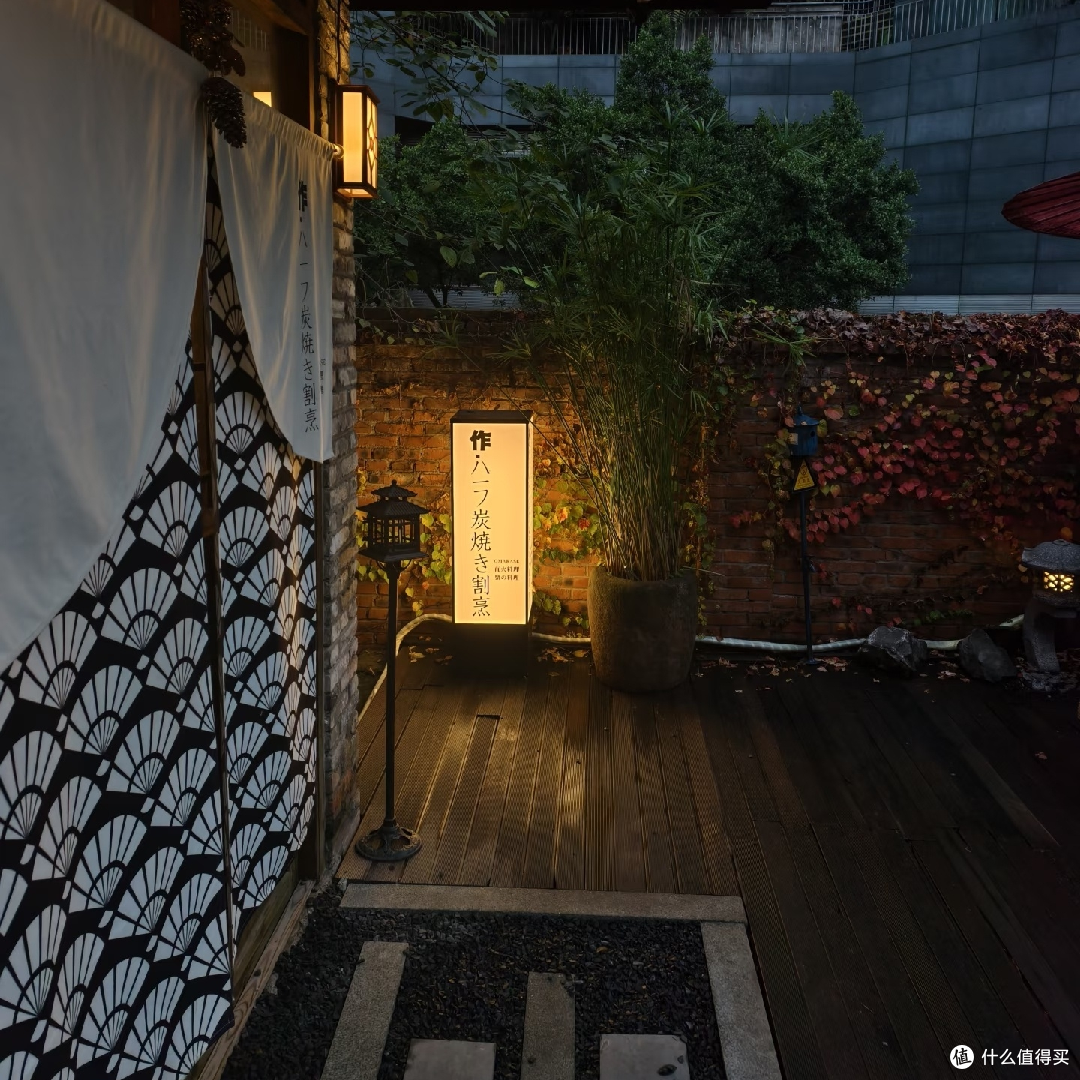 冬夜里的法式浪漫与日式静谧