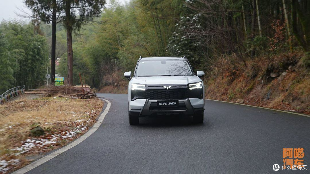 花A级车的钱买中型SUV,五菱星光560行不行?喵哥给你说明白