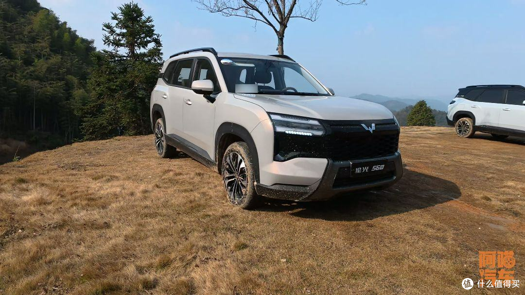 花A级车的钱买中型SUV,五菱星光560行不行?喵哥给你说明白