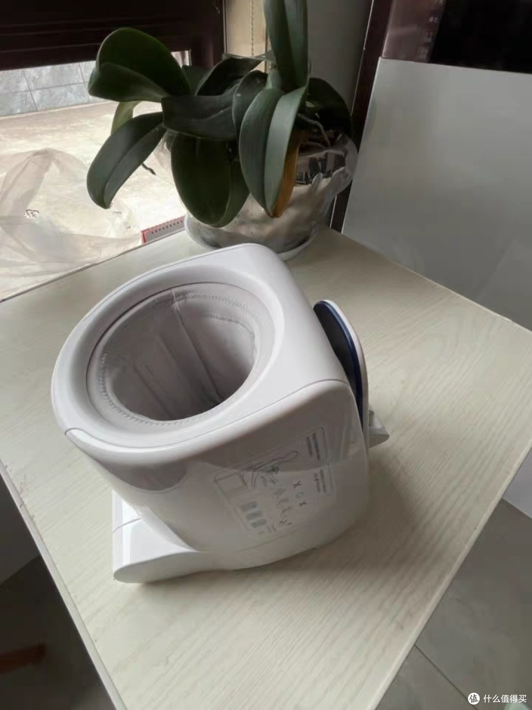 欧姆龙臂筒式血压计精准测量