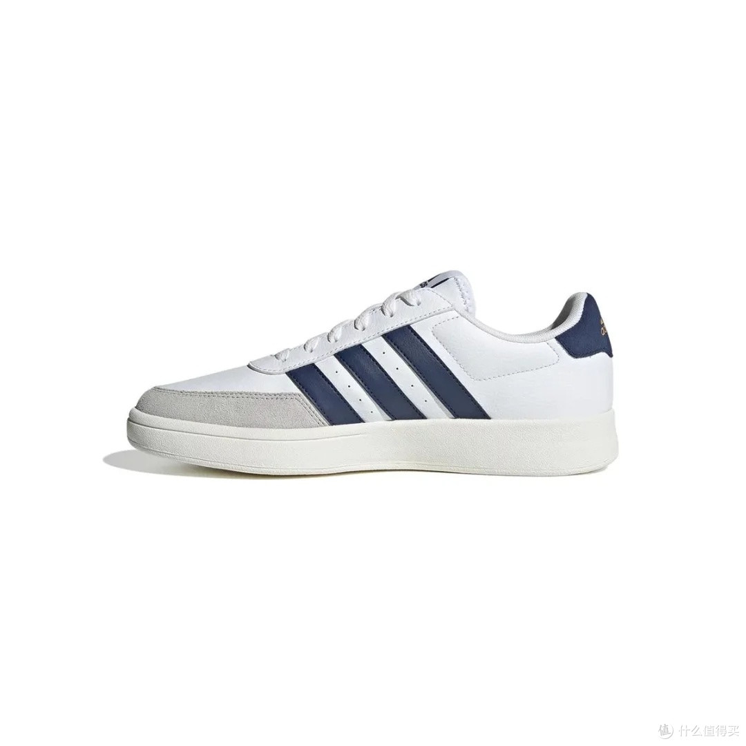 adidas BREAKNET 2.0:经典设计与百搭