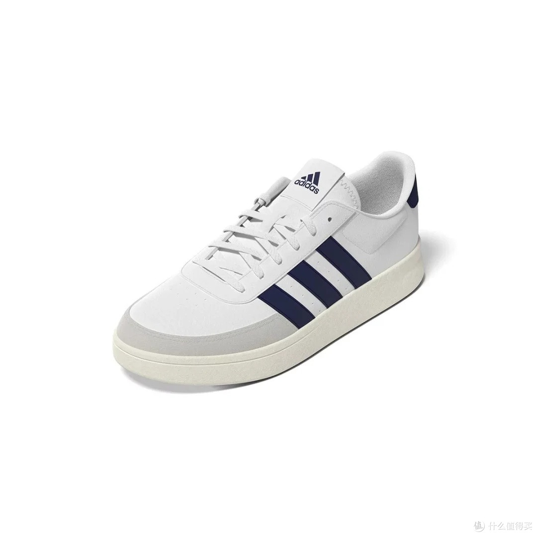 adidas BREAKNET 2.0:经典设计与百搭