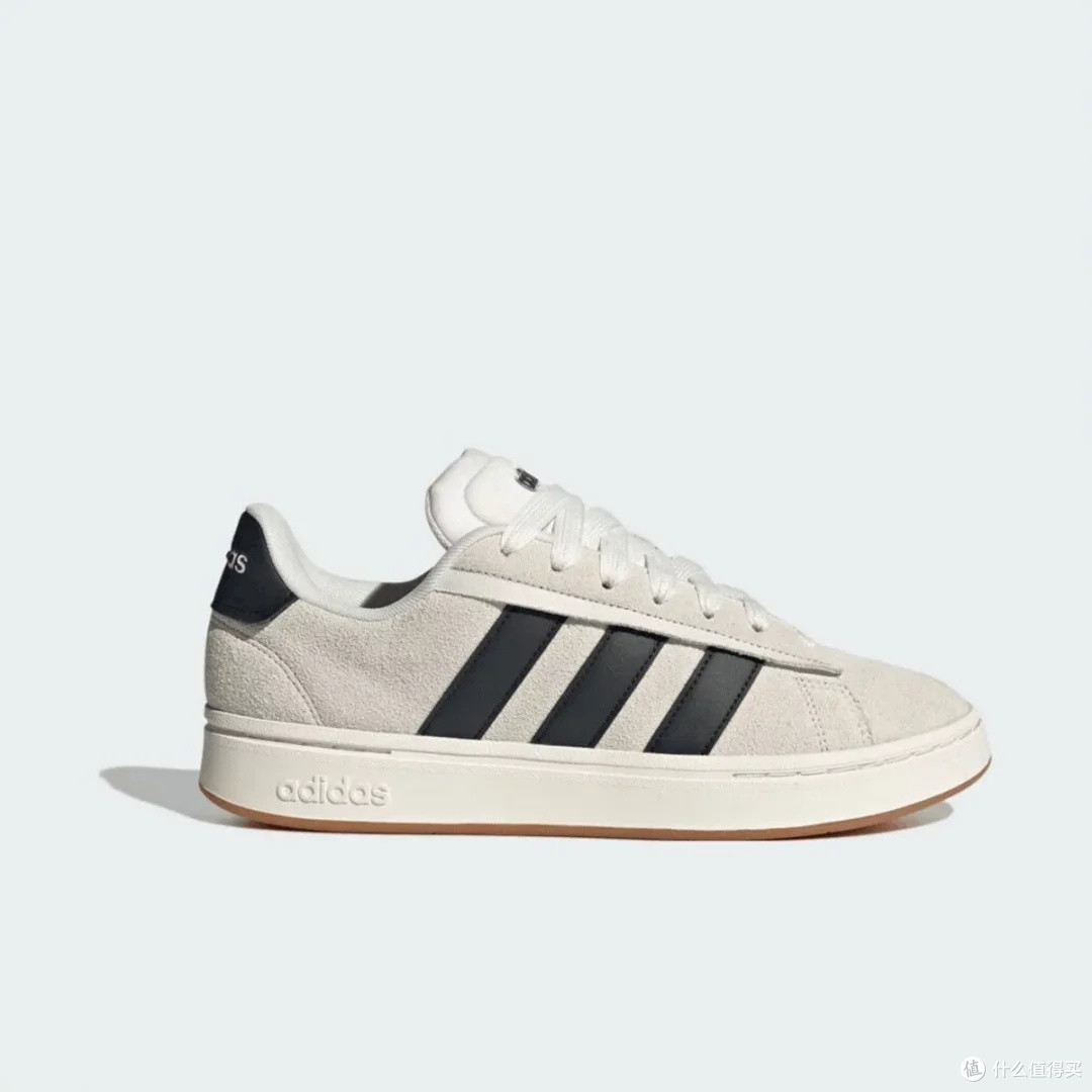 adidas GRAND COURT ALPHA 00s:经典设计与舒适体验