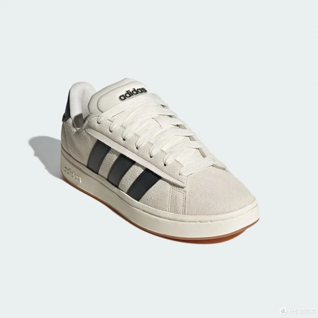 adidas GRAND COURT ALPHA 00s:经典设计与舒适体验
