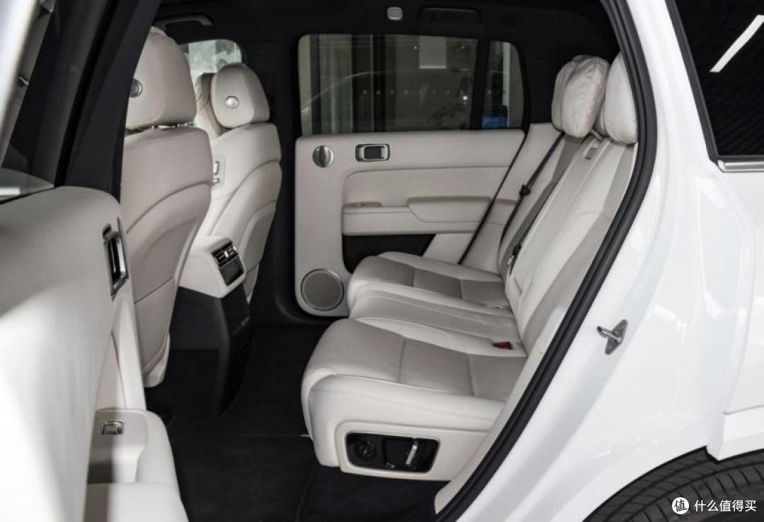 理想i6纯电SUV,大空间标配空悬+冰箱,它能成首个纯电爆款吗?