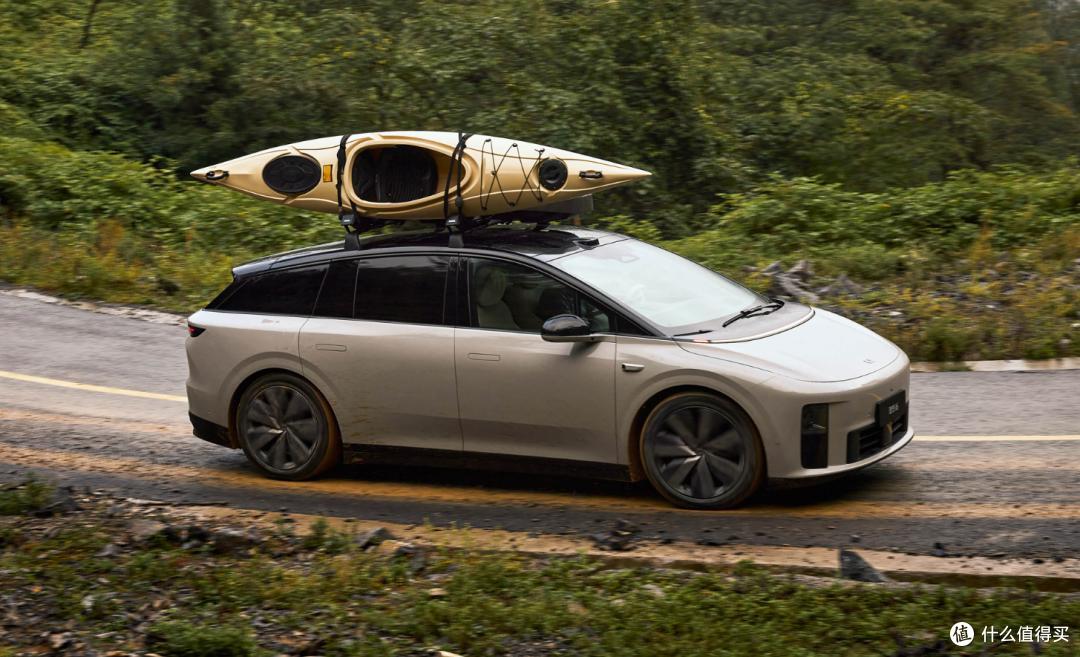 理想i6纯电SUV,大空间标配空悬+冰箱,它能成首个纯电爆款吗?