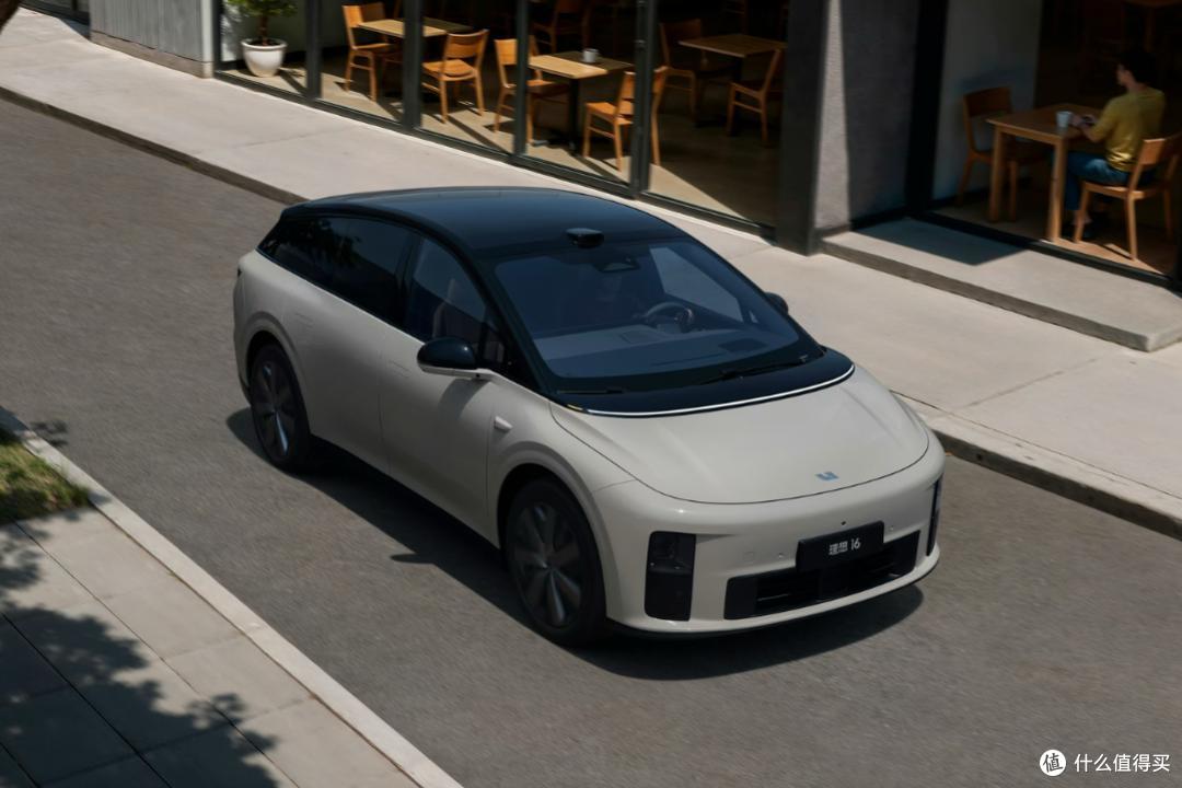 理想i6纯电SUV,大空间标配空悬+冰箱,它能成首个纯电爆款吗?