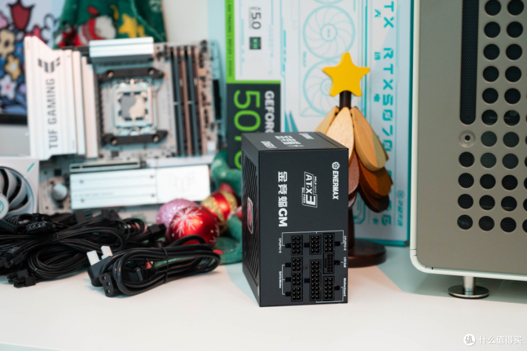 静音、稳定、好走线!安耐美金竞蝠GM650W深度体验