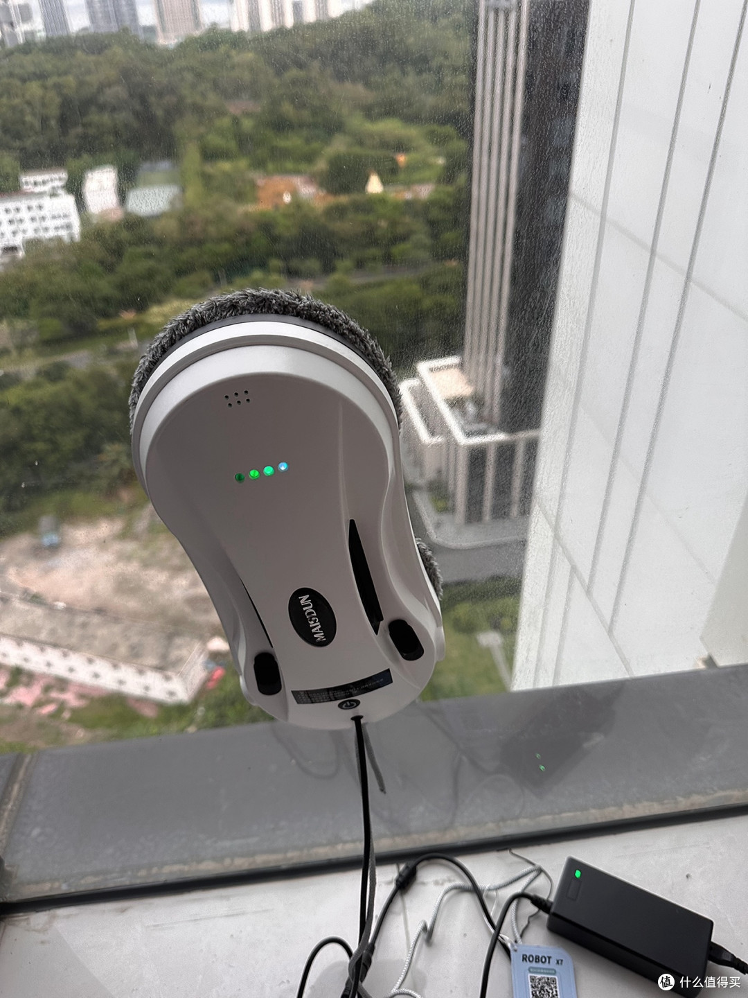 MAISDUN擦窗机器人,高层擦玻璃终于不用玩命了