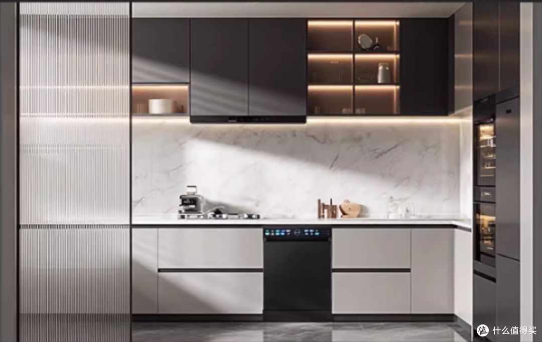 洗碗机，我承认一开始对你的声音太大了