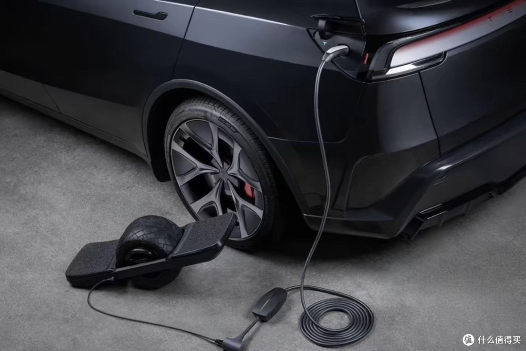 Model Y L可以直接享受外放电,但特斯拉其他车主怎么办?
