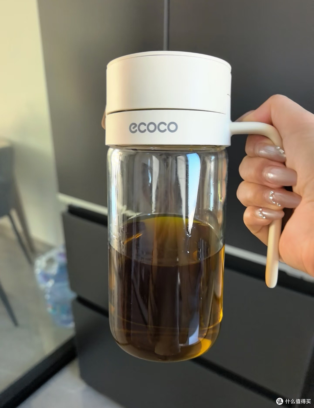 ecoco重力油壶:厨房好帮手