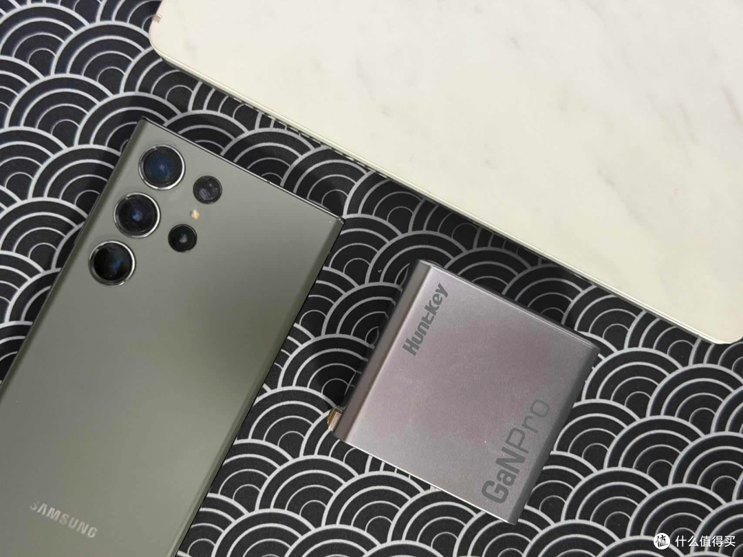 140W大功率三口快充!航嘉高能S140 Pro实测分享!