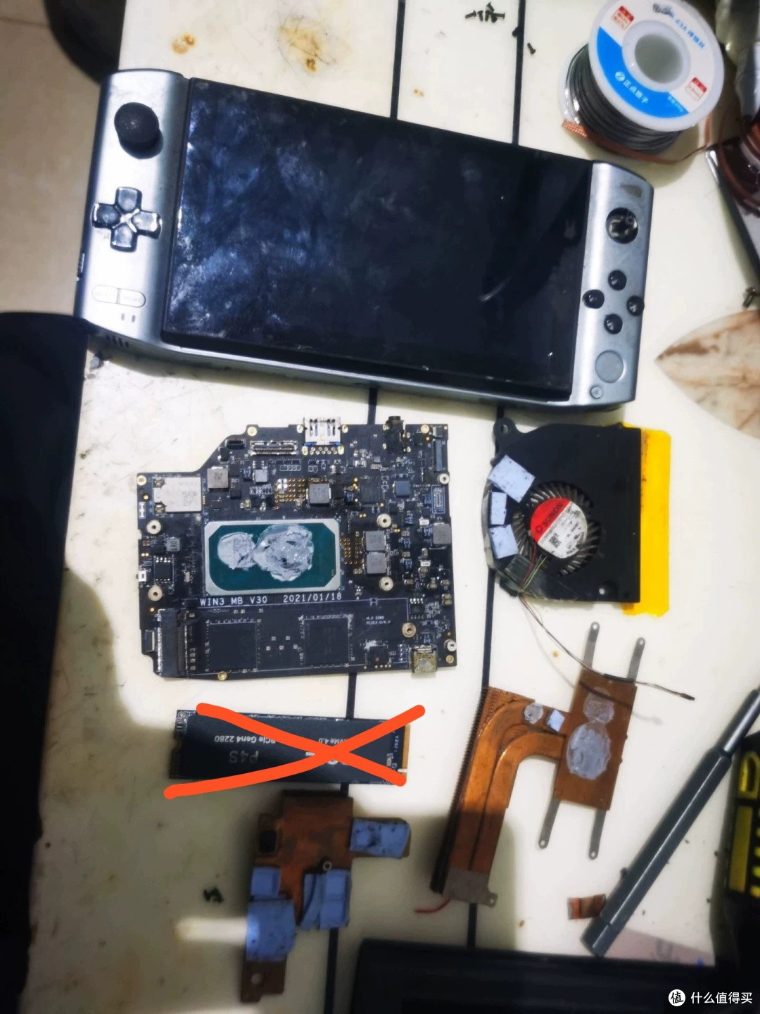 999元捡漏i7-1165G7掌机,大瑕疵,DIY玩家新玩具,救活血赚几百