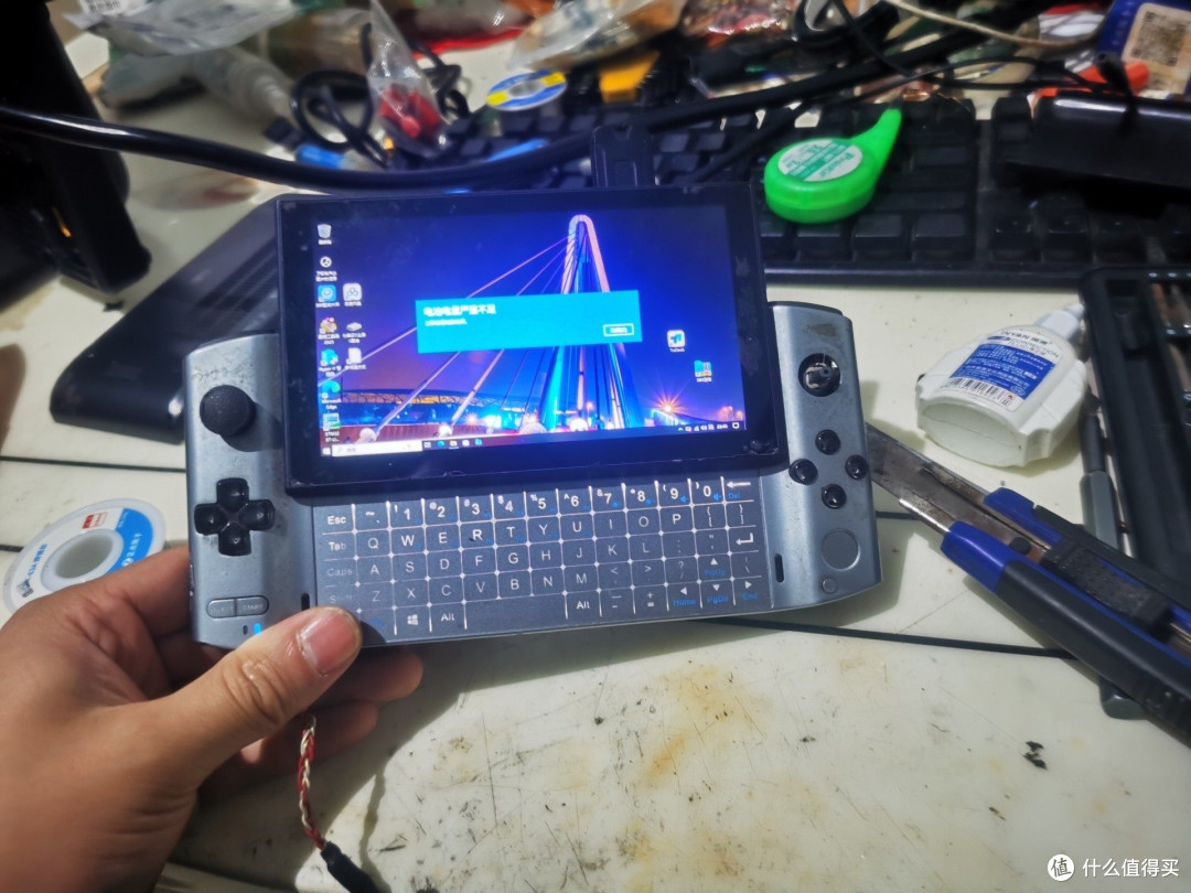 999元捡漏i7-1165G7掌机,大瑕疵,DIY玩家新玩具,救活血赚几百