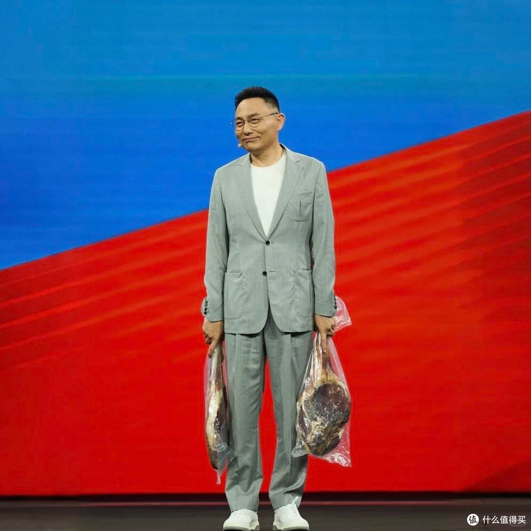 一年瘦20斤，罗胖真变“罗瘦”了