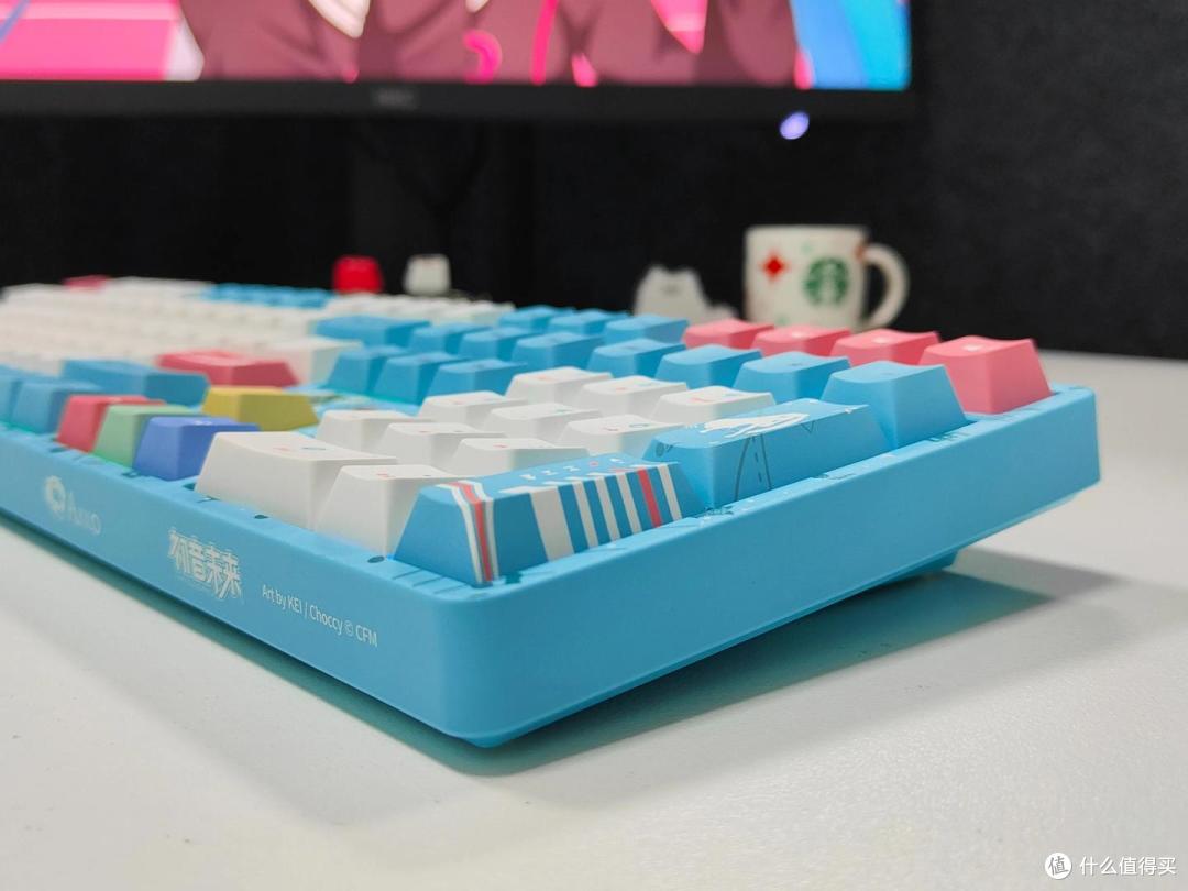 初音粉的恩物！Akko 5108B 初音未来联名款键盘，宿舍办公都适配