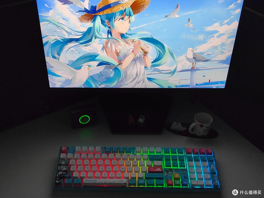 初音粉的恩物！Akko 5108B 初音未来联名款键盘，宿舍办公都适配