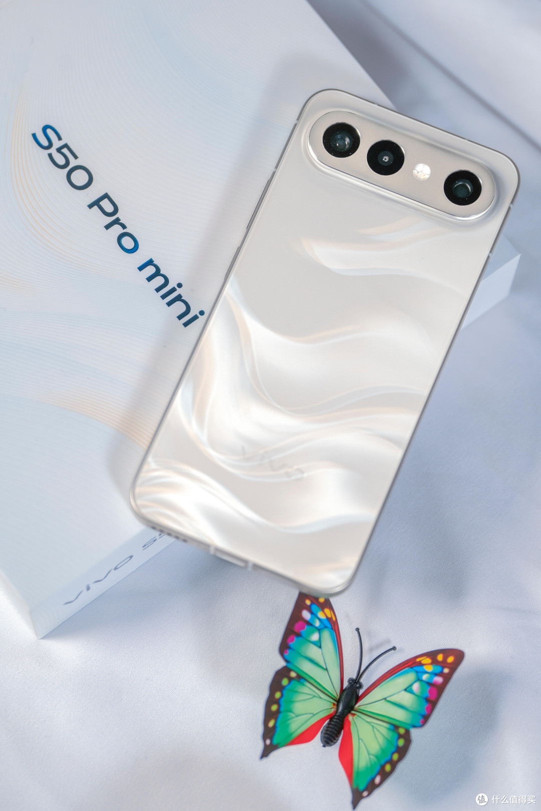 vivo S50 Pro mini:小屏党终等到本命机,颜值手感双在线!