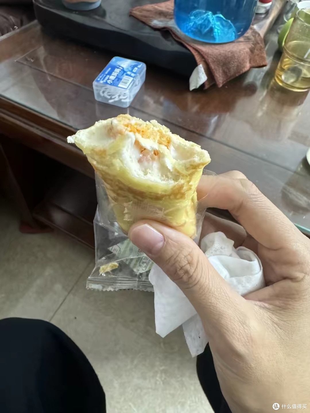 一口四重惊喜!三只松鼠奶皮藜麦卷,早餐零食的品质之选