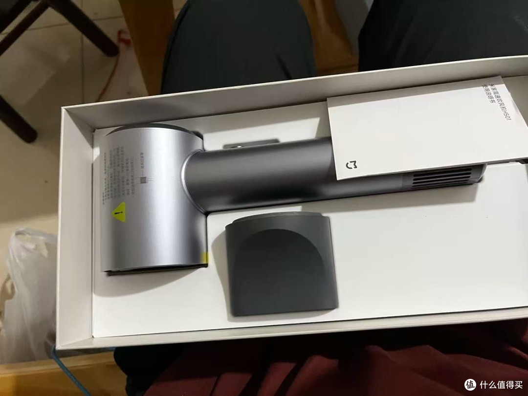 米家H501吹风机:速干护发双在线,新手也能吹出发廊级秀发!