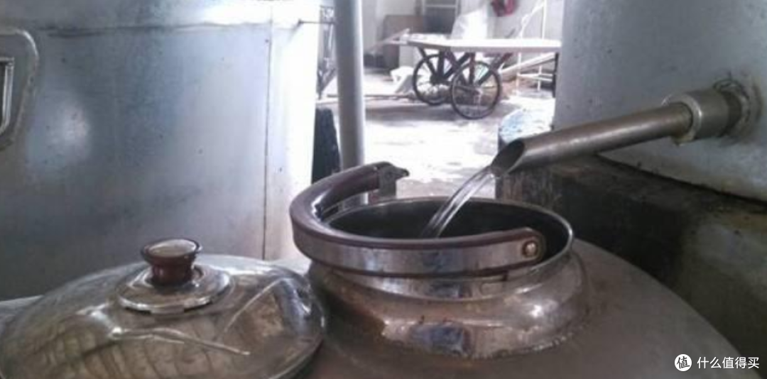酒花绵密就是好酒?这可能是白酒圈最大的“骗局”