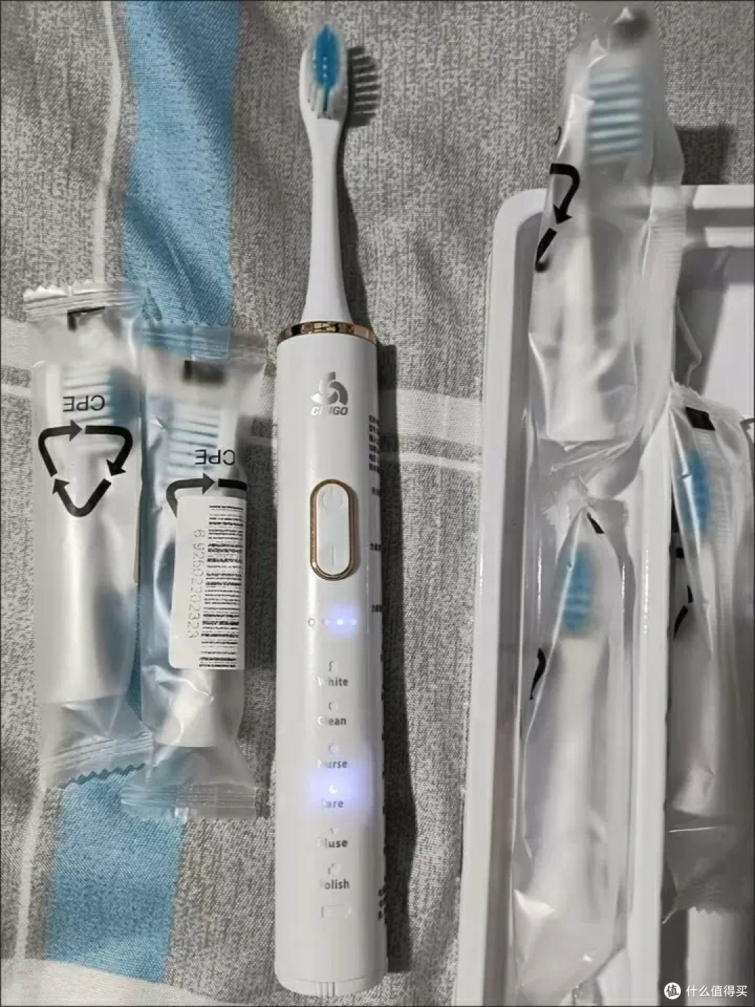志高电动牙刷清洁与舒适度对比