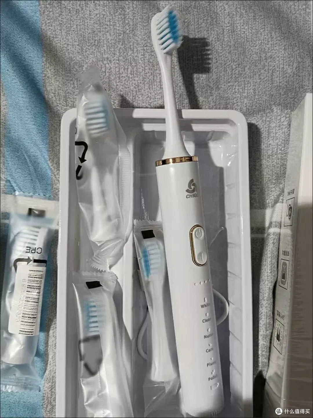志高电动牙刷清洁与舒适度对比