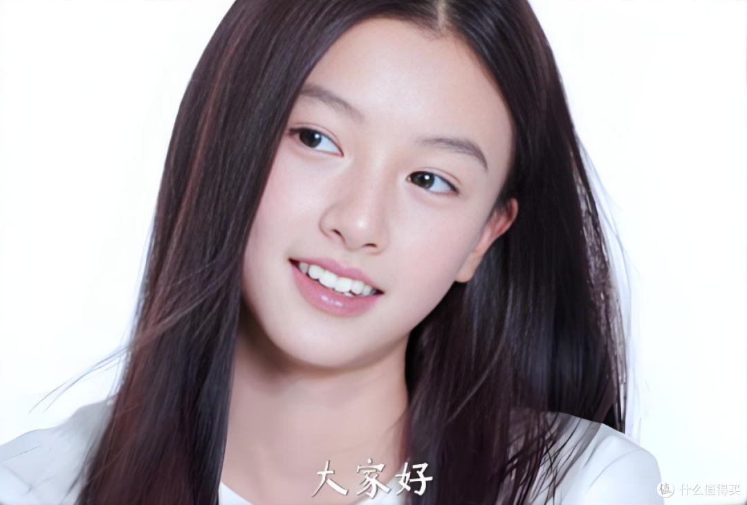 撞脸张柏芝的15岁女孩七七官宣进组,签约24小时就空降S级剧组?