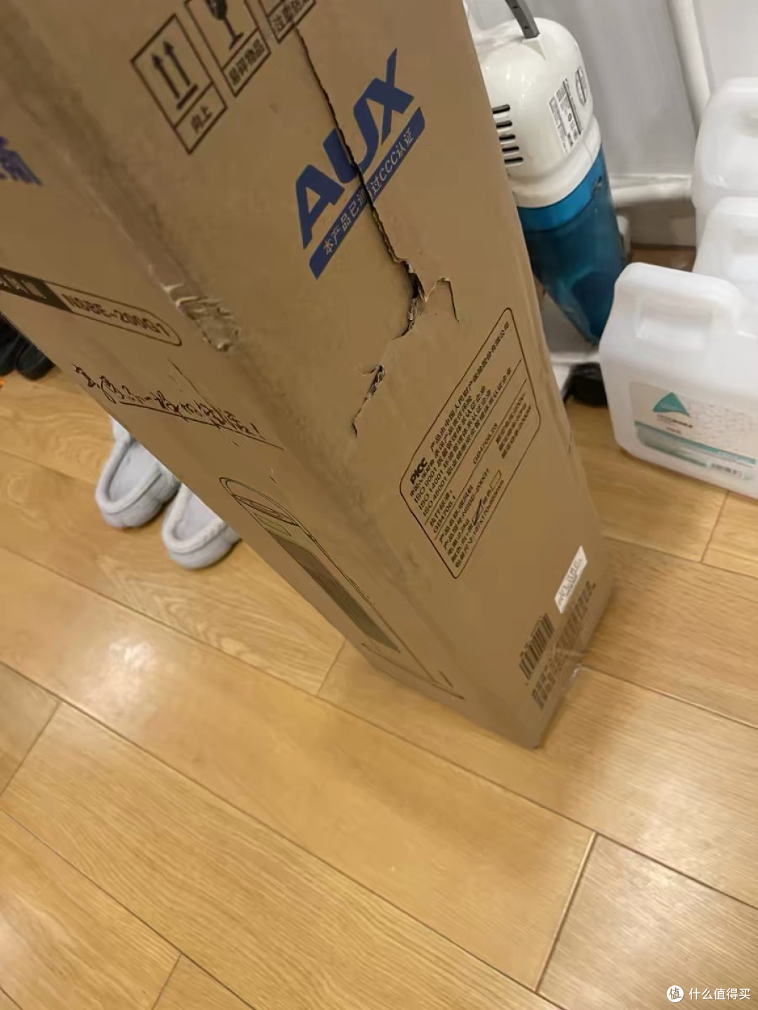 奥克斯取暖器:局部快速取暖