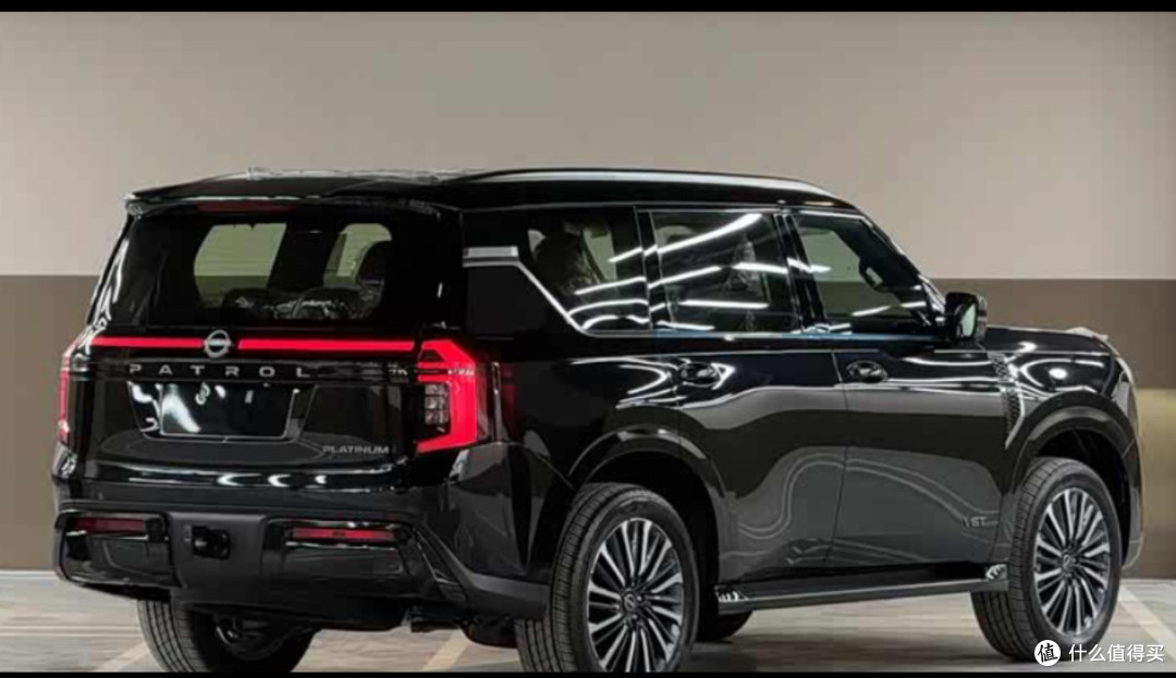 全新日产途乐,造型方正硬派,搭载3.5T+V6引擎,动力强悍!