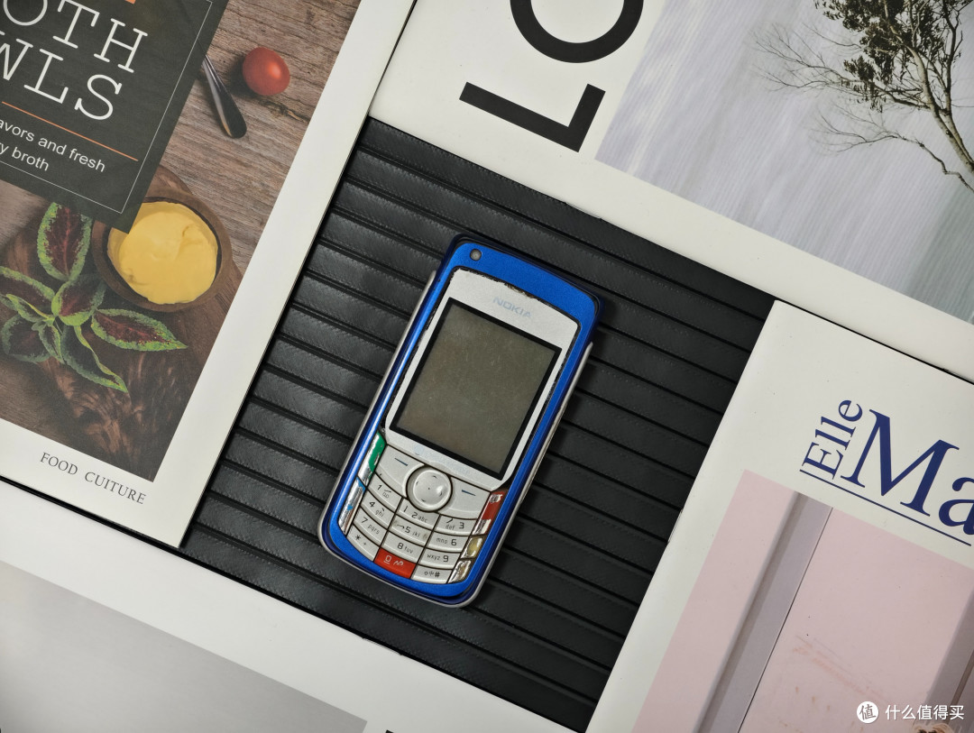 握在掌心的青春:NOKIA 6681 与那个 “街机皆诺基亚” 的年代