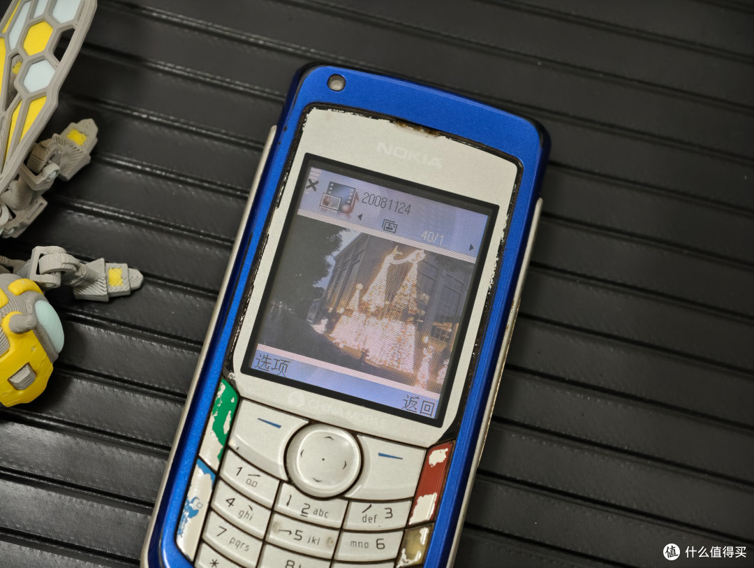 握在掌心的青春:NOKIA 6681 与那个 “街机皆诺基亚” 的年代