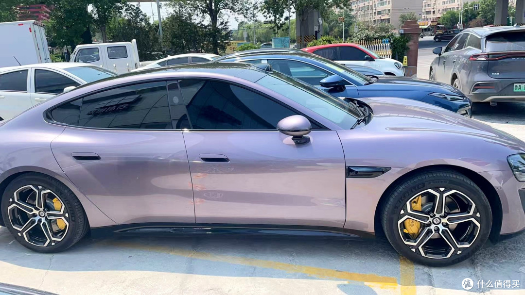 雷军直播拆车,直面“小字营销”争议