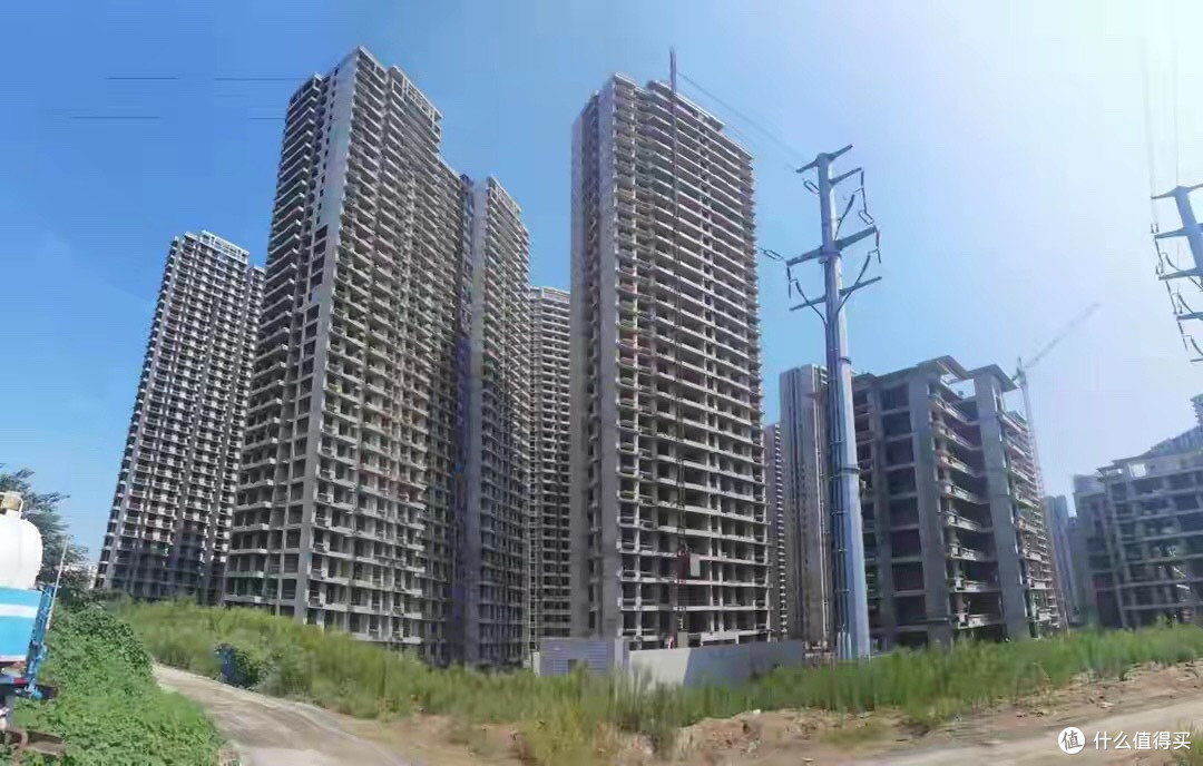 住建部明确2026年推进现房销售 “全球通行”的预售制为何不能搞?