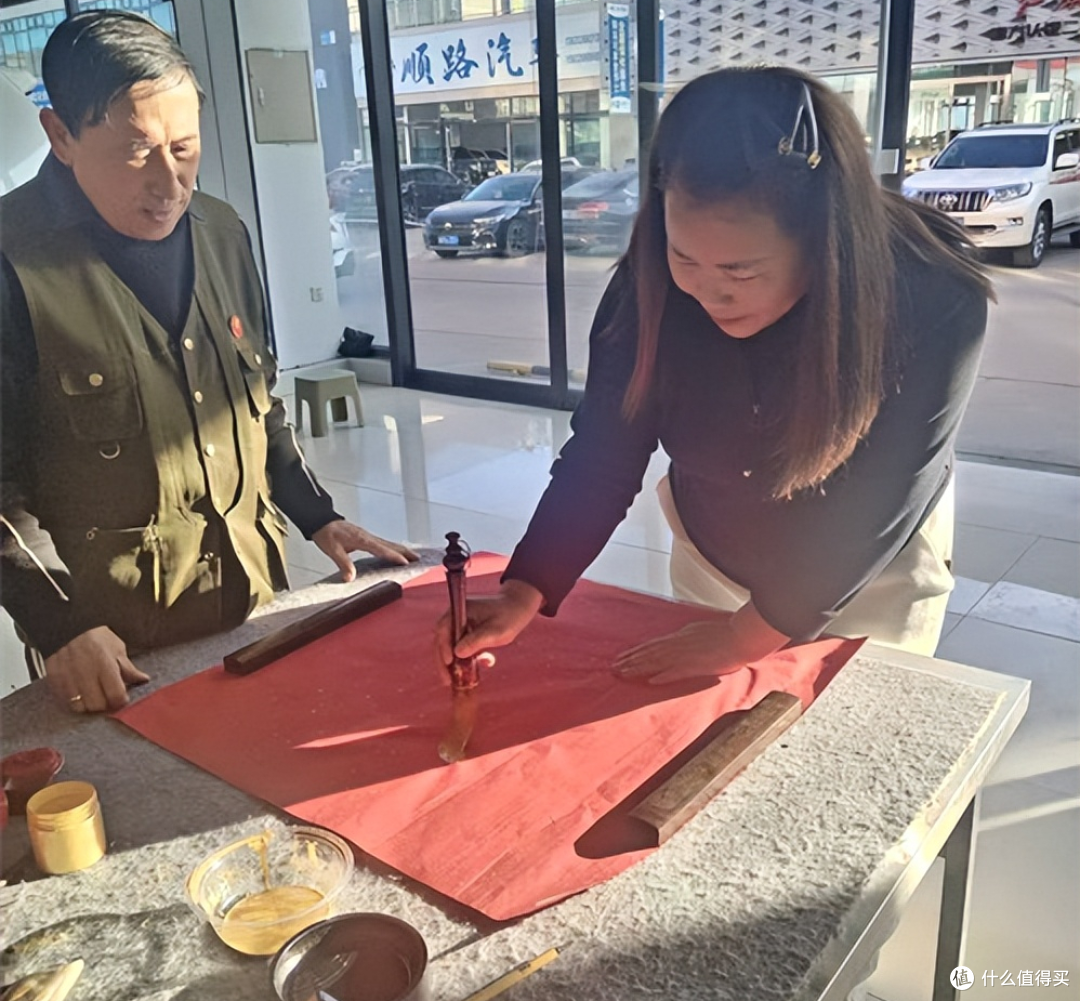河北唐山:以文会友 以墨传情
