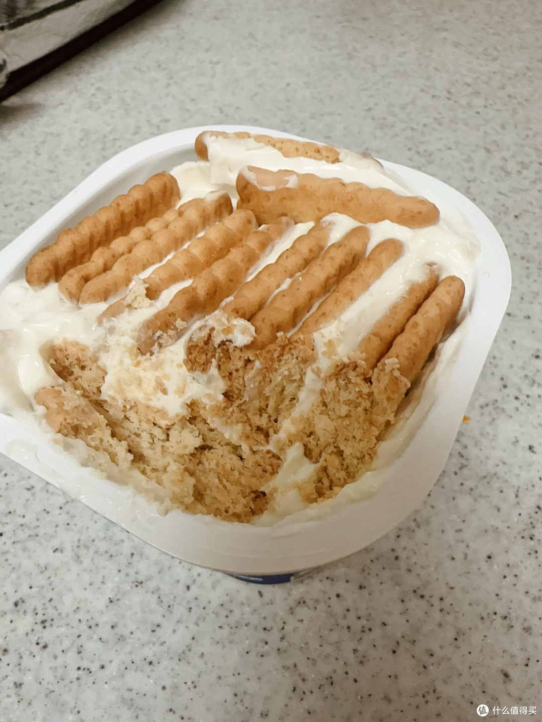 免烤箱零失败!酸奶+饼干=封神级伪芝士蛋糕,冷藏12小时香到上头