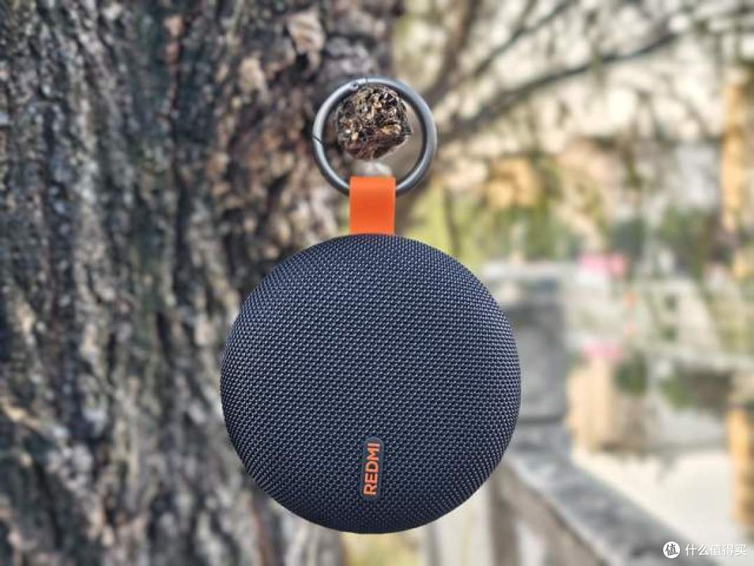 百元户外低音炮！Redmi蓝牙音箱2暮焰黑体验：露营家用都能打
