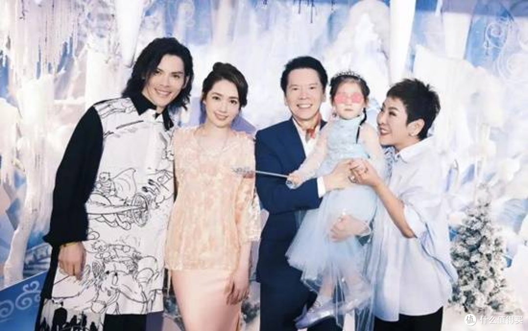 向华强说向佐郭碧婷没谈彩礼，直言旧风俗过时!