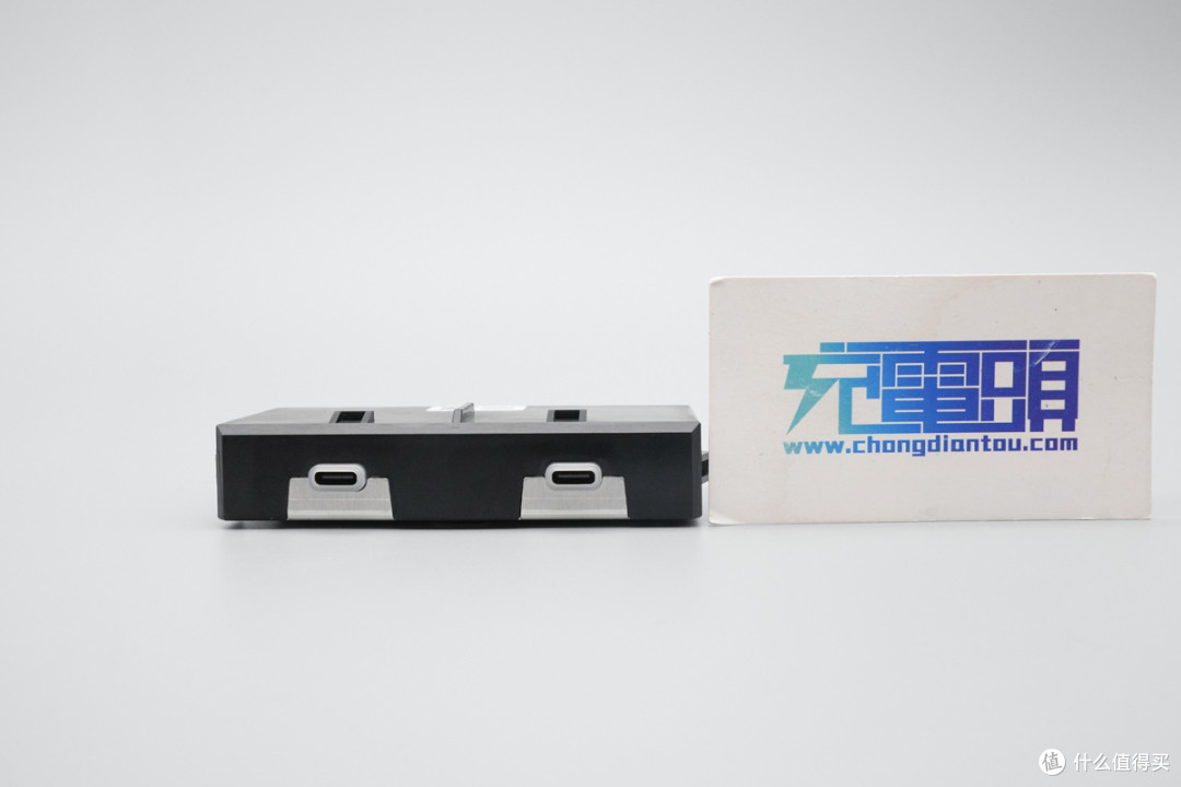 享界 S9 车充模块评测：双65W UFCS协议解锁快充性能，兼容性出色