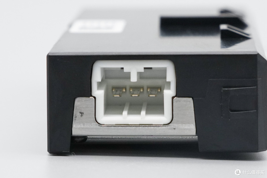 享界 S9 车充模块评测：双65W UFCS协议解锁快充性能，兼容性出色
