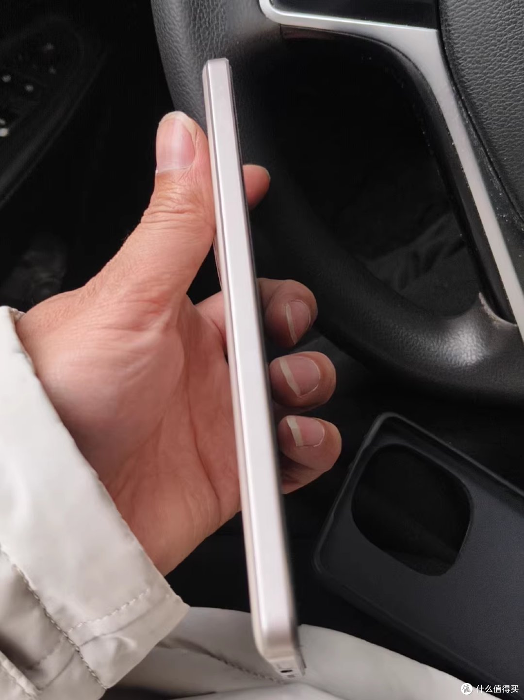 vivo Y300 GT千元捡漏！性能竟鞭打骁龙8 Gen3？白菜平替香吗