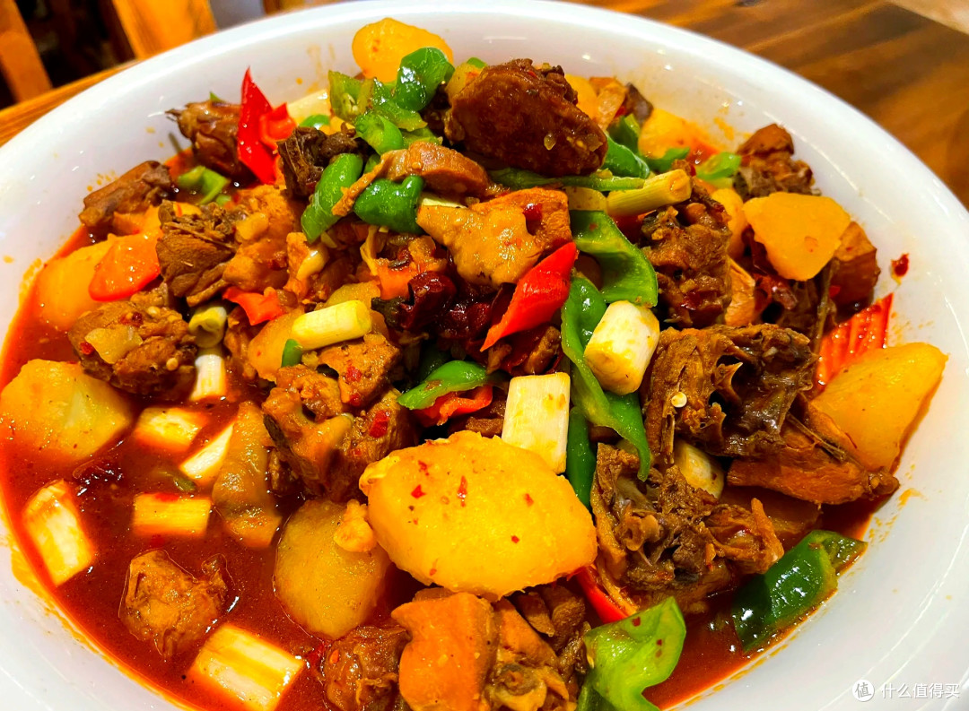 大盘鸡：西北饮食文化的代表