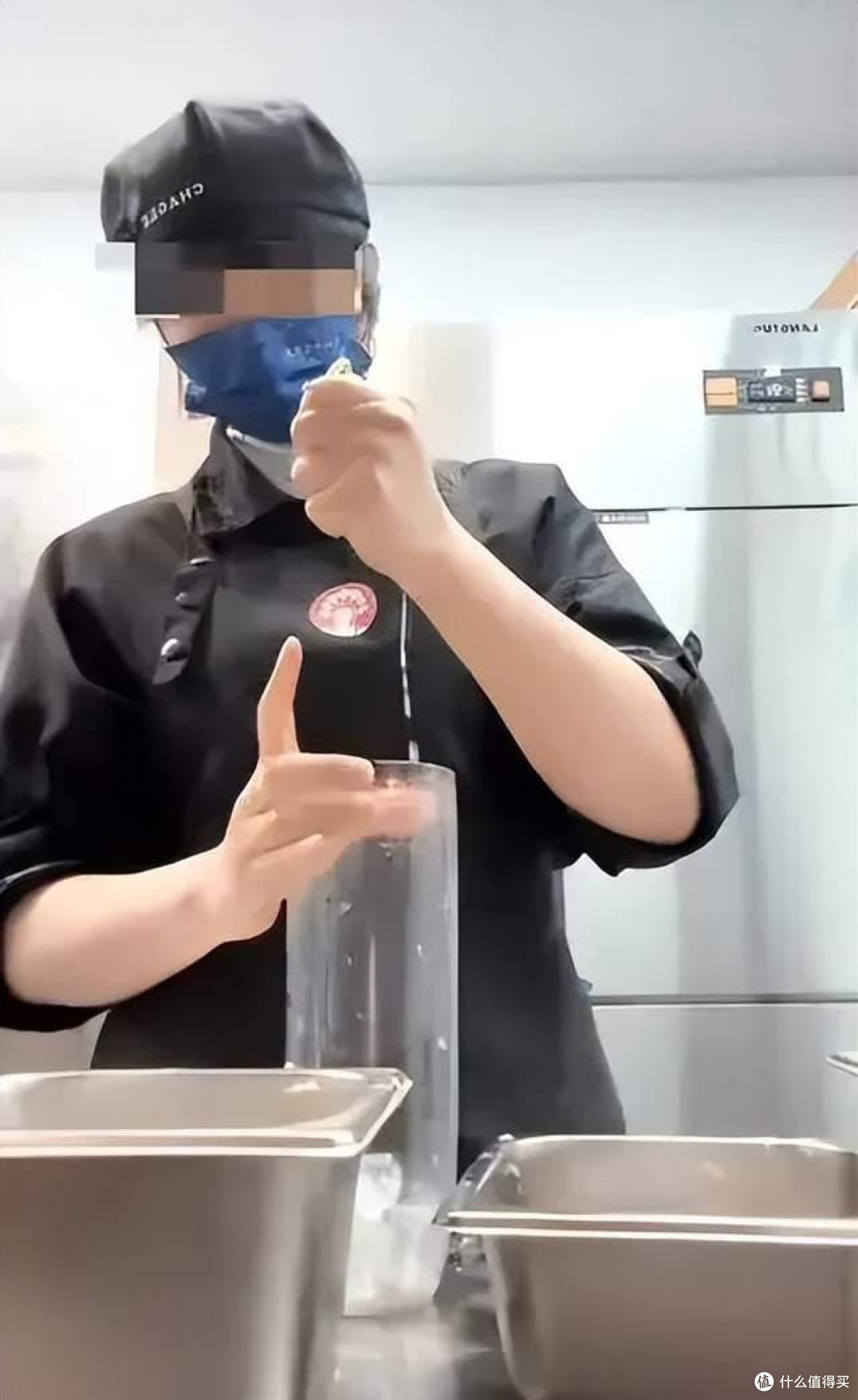 流量焦虑下的饮品质疑:“印度奶茶”热梗为何让霸王茶姬翻车?
