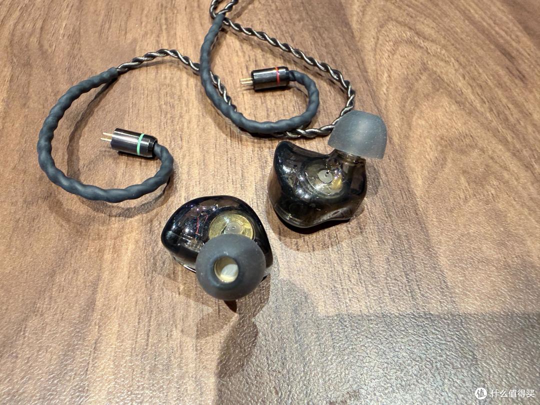 别再乱买耳机了!100元西圣 HiFi 1 解锁中高端体验