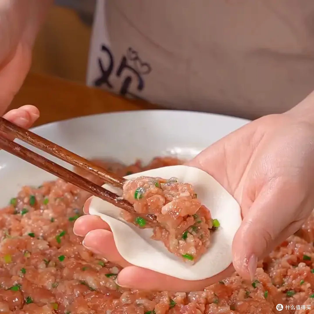 年夜饭菜单：这样做饺子，鲜嫩又多汁！