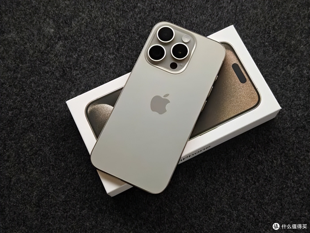 苹果“清仓甩卖”实锤!iPhone15跌至3799元:这波降价太猛了!