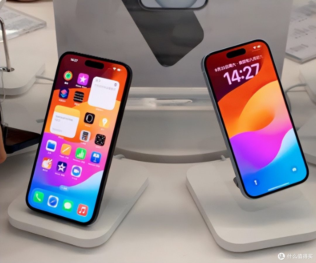 苹果“清仓甩卖”实锤!iPhone15跌至3799元:这波降价太猛了!
