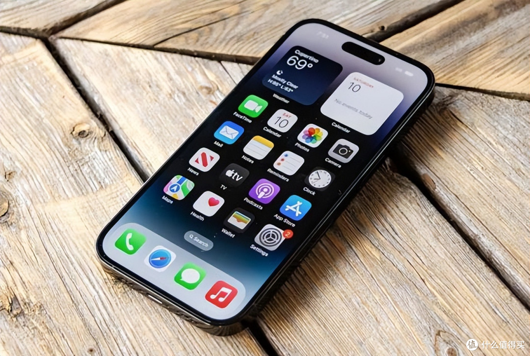 苹果iPhone 17 Pro Max凭何在旗舰机市场“称王”?深度揭秘!